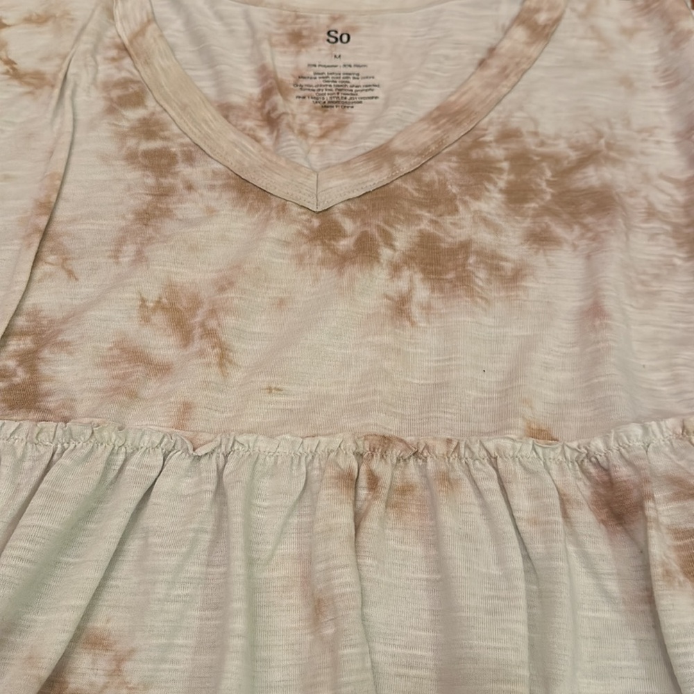 SO Mint Green & Tan Tie-Dye Peplum V-Neck Top - Picture 2 of 2